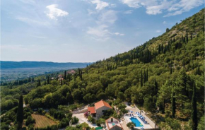 Beautiful Home In Lovorno With Wifi